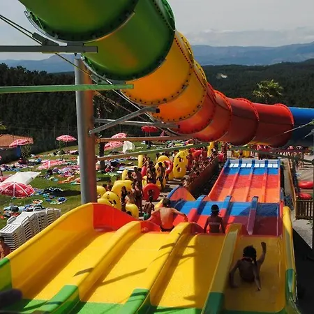 Naturwaterpark - Parque De Diversoes Do Douro ホリデーパーク Vilela (Vila Real)