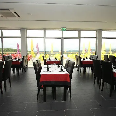 Aldeamento Turístico Naturwaterpark - Parque De Diversões Do Douro