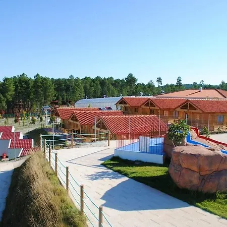 ホリデーパーク Naturwaterpark - Parque De Diversoes Do Douro